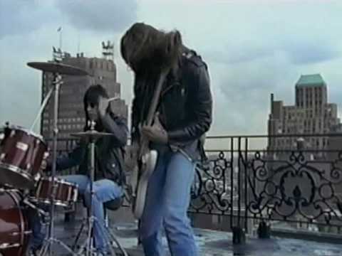The Ramones - Spiderman (Video Clip)