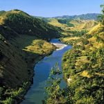 Imagem relacionada a Rio da Nova Zelândia ganha status de humano