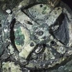 Imagem relacionada a Mistério do Mecanismo de Antikythera completa 115 anos