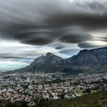 Imagem relacionada a Nuvens em forma de discos que se parecem com OVNIs