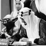 Imagem relacionada a Livro de história na Arábia Saudita mostra Yoda na ONU