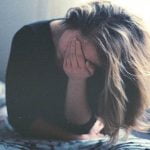 Imagem relacionada a Filofobia: medo de se apaixonar - sintomas e tratamento