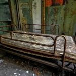 Imagem relacionada a Loja adverte compradores de móveis 'assombrados'