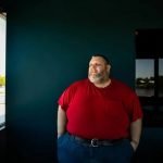 Imagem relacionada a Candidato afirma ser um "médium do governo"