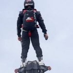 Imagem relacionada a Um hoverboard pode atravessar o Canal da Mancha?