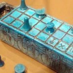 Imagem relacionada a Jogo de tabuleiro egípcio usado para contatar os mortos