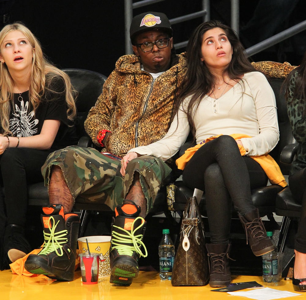 Imagem relacionada a 14 coisas que você não sabe sobre a marca Vans