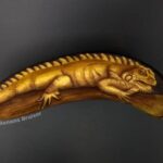 Imagem relacionada a Artista cria retratos únicos com bananas machucadas