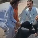 Imagem relacionada a Moradores na Índia descobrem que estradas foram 'consertadas' com tapetes e asfalto falso