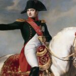 Imagem relacionada a Napoleão Bonaparte realmente disparou um canhão contra as pirâmides egípcias?